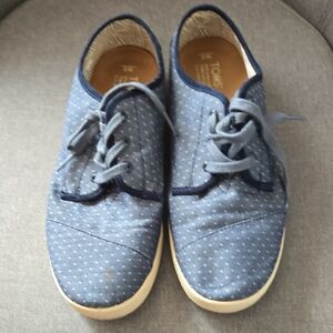 TOMS Navy Dotted Casual Shoes